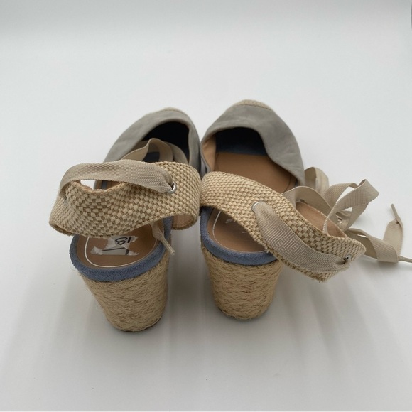 Vionic Maris Ankle Strap Tie Up Suede‎ Crochet Espadrille Wedges Sandals Size 11 - Picture 4 of 9
